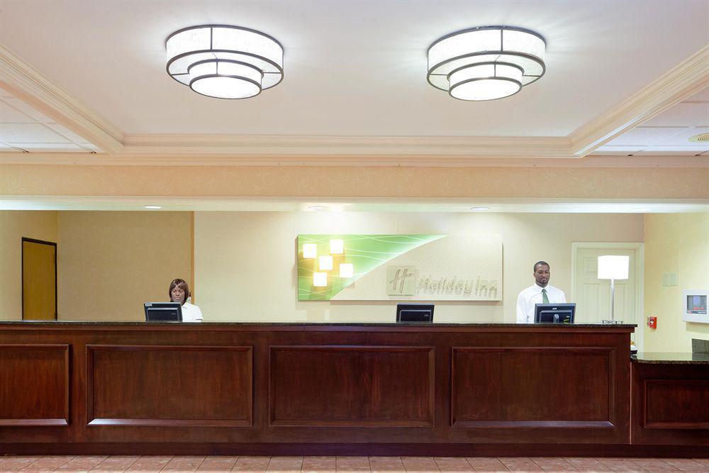 Doubletree By Hilton Raleigh Crabtree Valley Interior photo