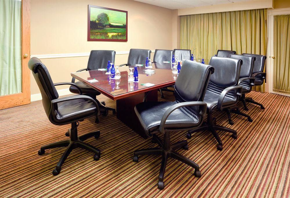 Doubletree By Hilton Raleigh Crabtree Valley Facilities photo